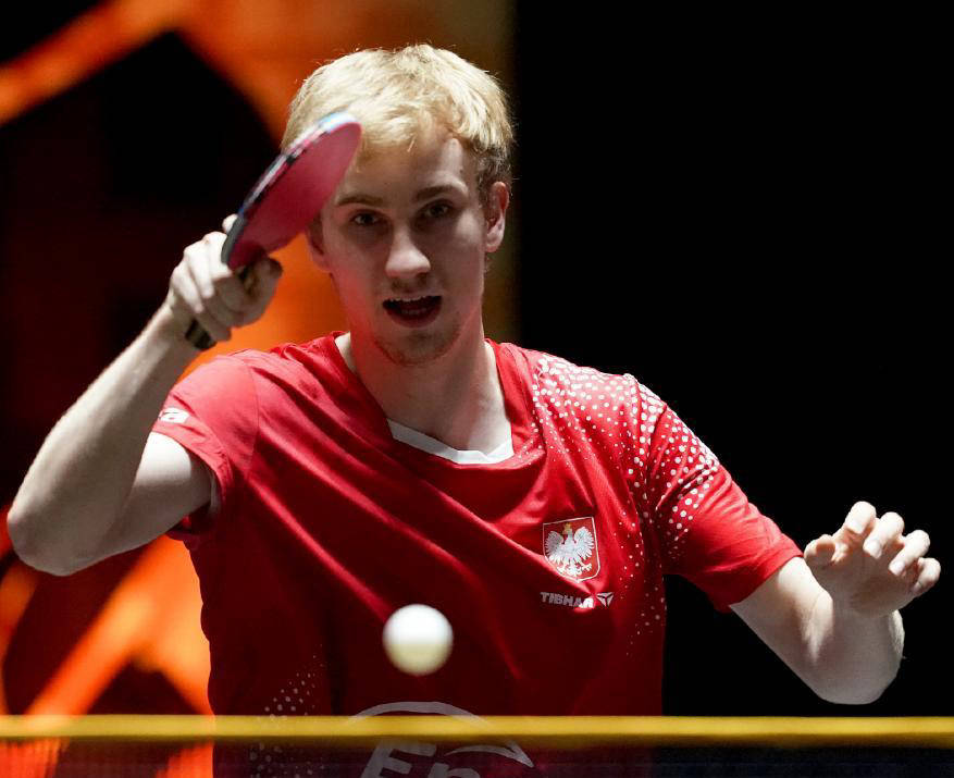 开云入口-费耶诺德内部会议纪要流出：赛前遗憾出局，亚冠使命明确，赛季目标并未改变(费耶诺德对拜仁)