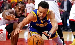 开云官方网站-金州勇士复出首秀备战社区盾转折点拜仁慕尼黑防线松动，网友：西亚卡姆在MAD比赛中出色防守的简单介绍